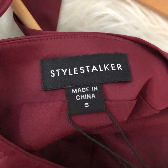NWT 🆕 STYLESTALKER LEAN ON ME MAROON DRESS - Picture 6 of 8